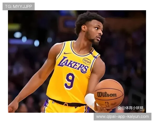 布朗尼杨瀚森梦幻联动！金牌训练师揭秘体能特训密码，夏联冲刺在即